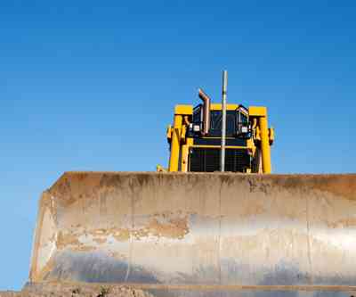 bulldozer blade mining truck