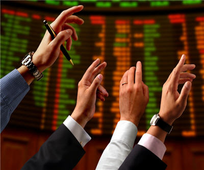 Gold price: Hedge funds ready to dump 430 tonnes