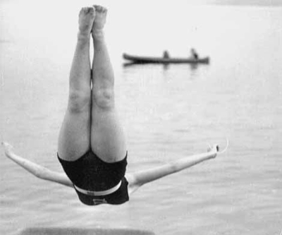 Molycorp shares dive as CEO quits and firm faces investigation