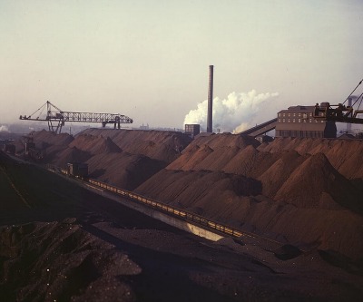 Iron ore price tumbles through $120 over Chinese lending fears