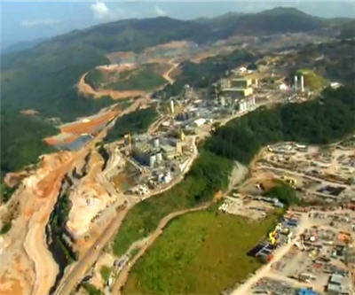 Barrick slashes costs to the bone