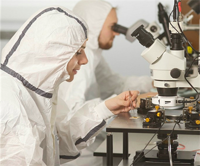 Researchers think they’ve solved graphene’s biggest problem