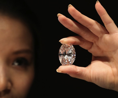 Egg-sized ‘perfect’ white diamond fetches record $30.8 million in Hong Kong