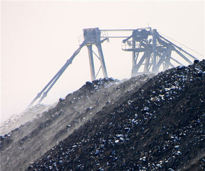 Glencore may have to dump $16 billion of stockpiles