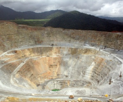 Indonesia to revoke Newmont license unless resumes output, lifts lawsuit