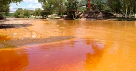Mexico copper mine spill pollutes water supplies 40 km from U.S. border Mexico copper mine spill pollutes water supplies 40 km from U.S. border