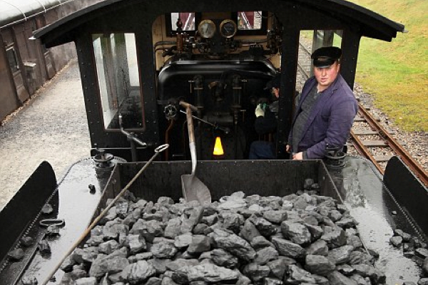 New $15bn coal mine in Australia to hire over 5,000 workers New $15bn coal mine in Australia to hire over 5,000 workers