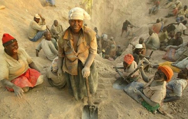 Zimbabwe’s planned Marange diamond mines merger hits legal hurdles Zimbabwe’s planned Marange diamond mines merger hits legal hurdles