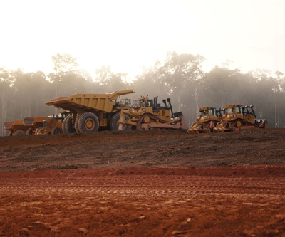 Newmont sticks to gold output targets, slashes costs