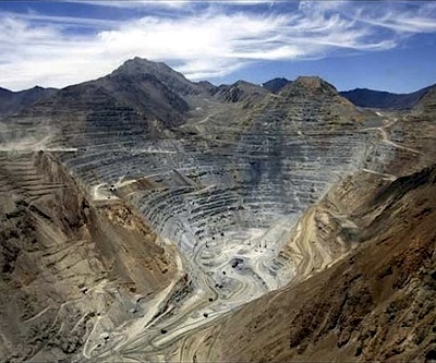 Teck shares drop after denying merger talks