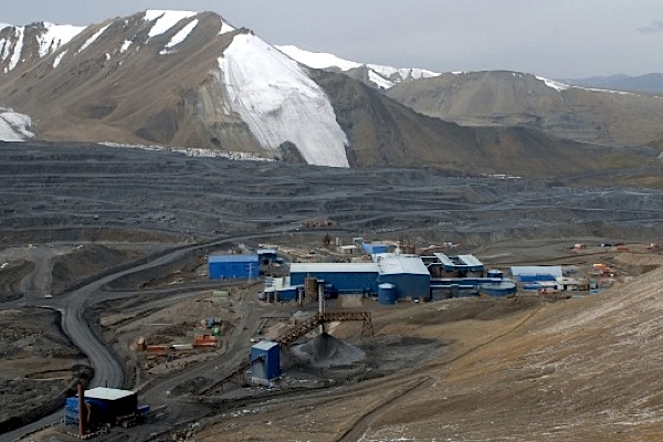 Kyrgyzstan aborts plans to grab Centerra’s Kumtor mine, but wants more say