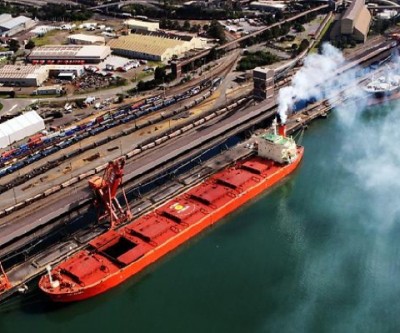 Australian coal miners attack China's new testing system