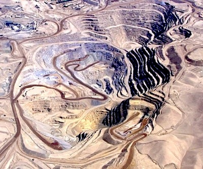 Anglo American sells copper mines in Chile to UK investment firm