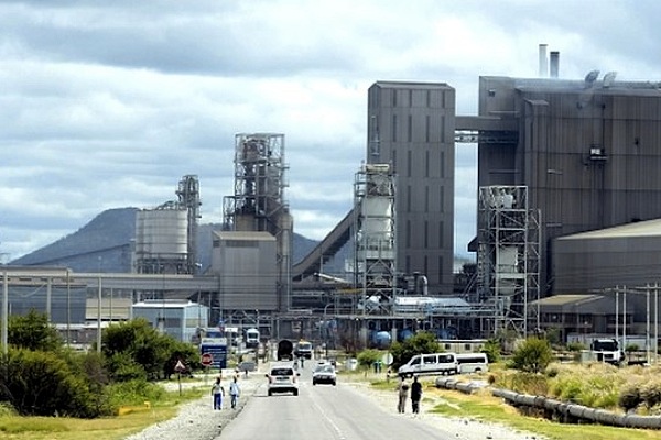 Anglo sells unwanted platinum mines in S. Africa to Sibanye for $330M