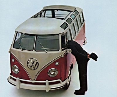 TSLA la land: Tesla vs Volkswagen 2021 battery power comparison