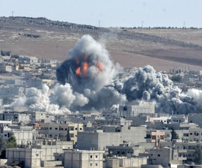 Gold price surges on Middle East, Russia tensions