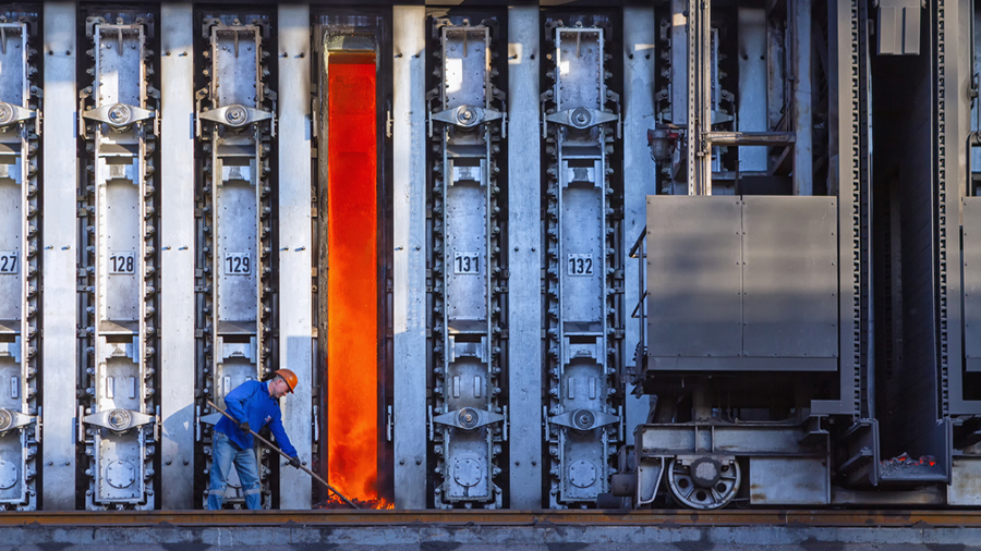 Iron ore price holds $50 despite steel shocker