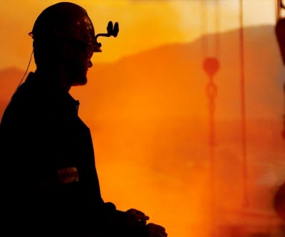 South African Platinum Workers Eye Windfall as Wage Talks Near