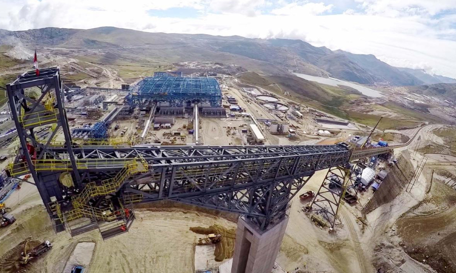 Giant Peru mine blockade lifted after state of emergency