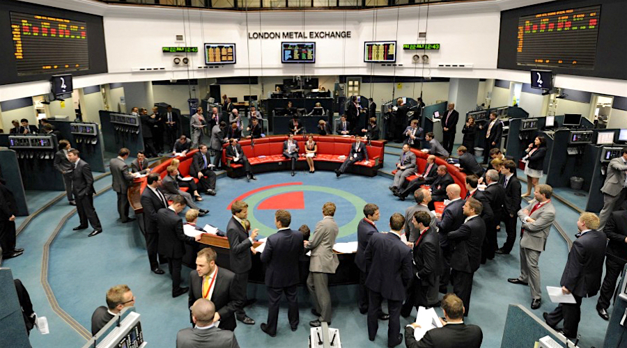 Price queries soar after halt of open outcry trading, LME says