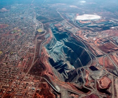 This deal will make Newmont the world's top gold miner