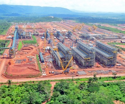 Vale iron output falls is second quarter but still beats estimates