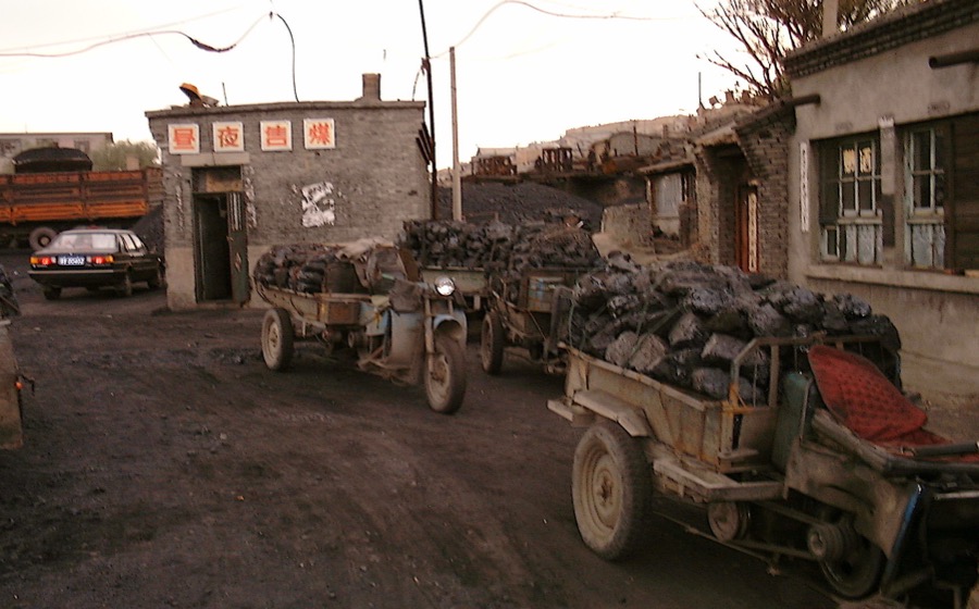 China relaxes coal mining restrictions as supply tightens