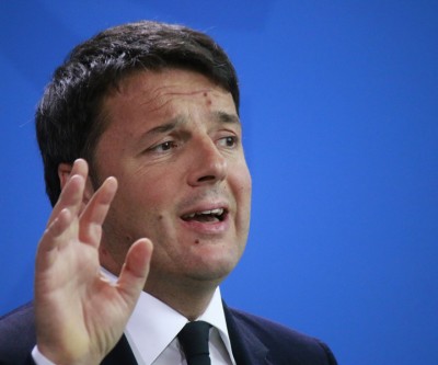 Italy's resounding no lifts gold price