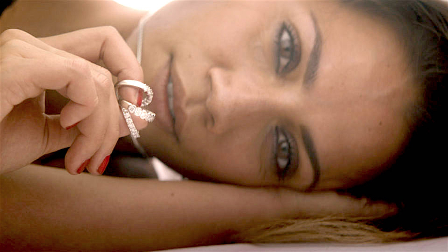 Diamond producers go after Millennials with Oscars-time spot