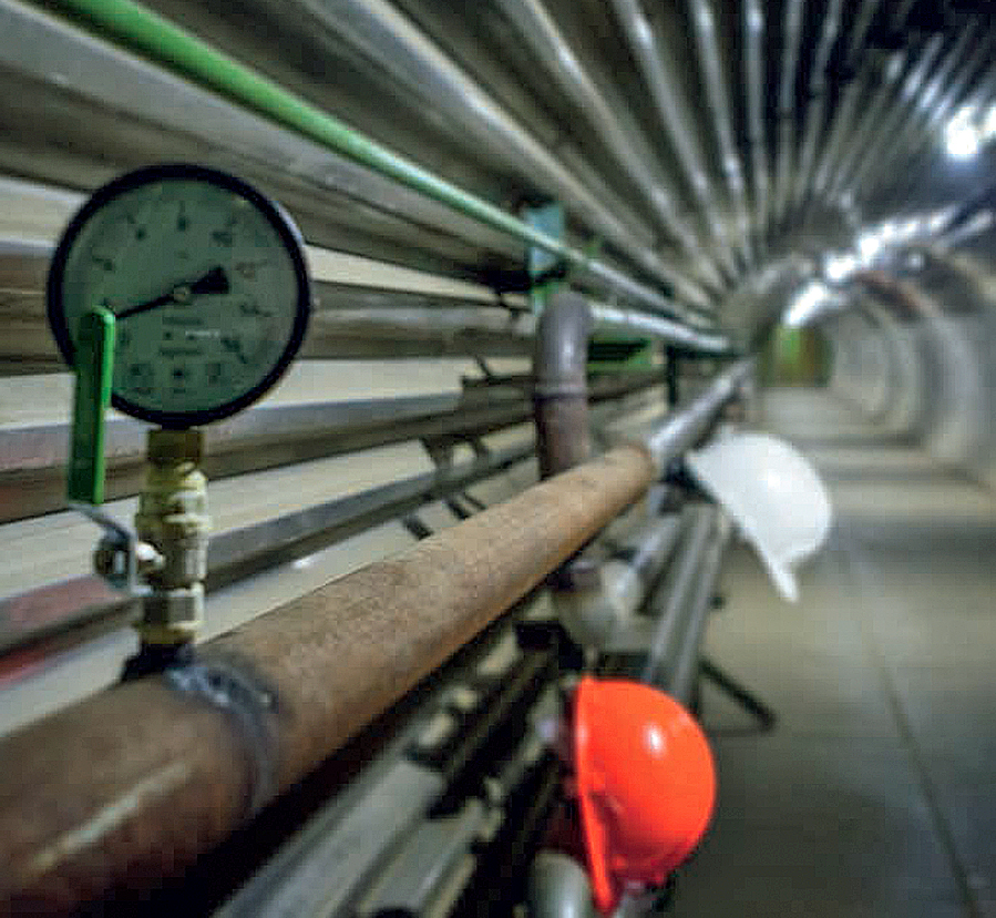 10 mines still making chunks of money if gold price falls 50% - Highland Gold