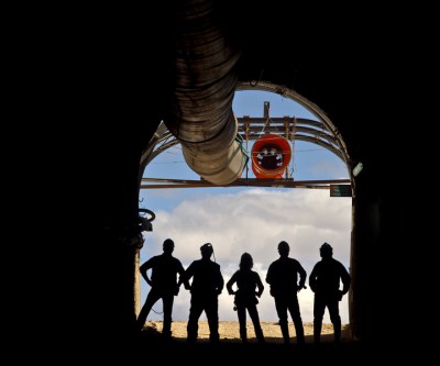 Goldcorp shares down 5% after drop in output