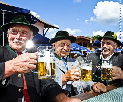 66-year chart of beer vs gold price may lead to (heavy) drinking