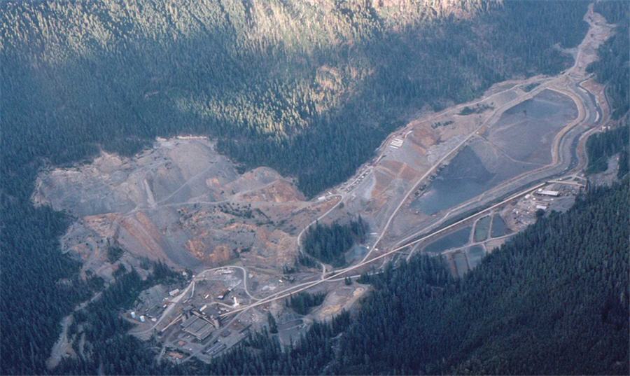 Lead-zinc mine on Vancouver island reopens
