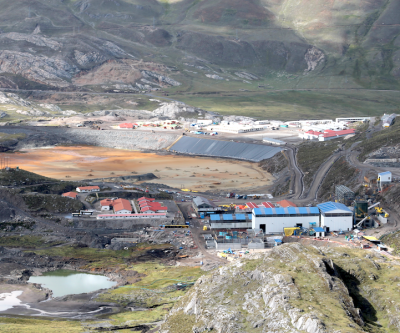 Peru miners struggle as coronavirus cases top 300,000