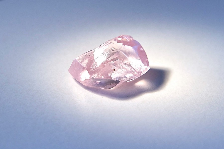 Alrosa finds gigantic pink diamond, likely its most expensive one
