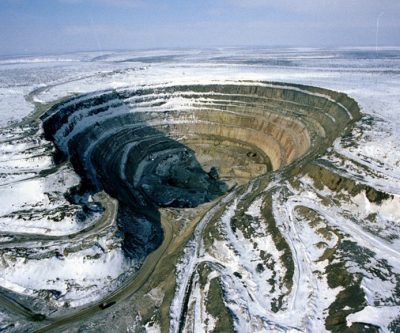 Alrosa halts diamond mining at two assets
