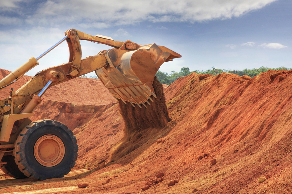 Ghana seeks investors to mine bauxite, fund infrastructure