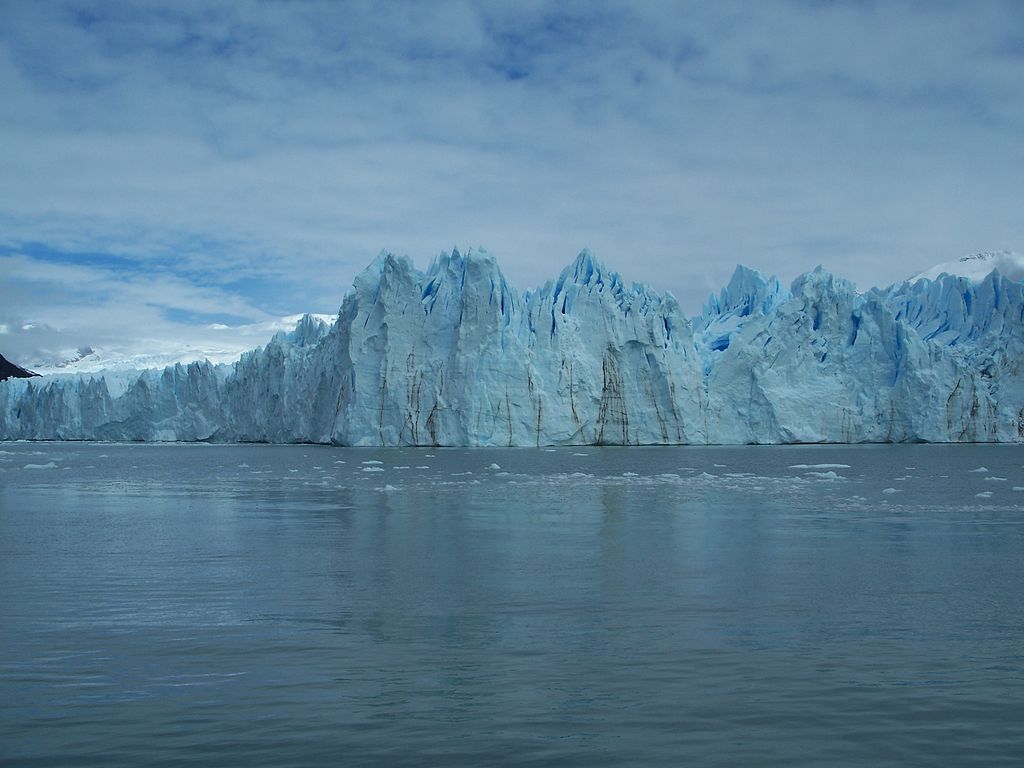 Deepwater oil targeted by Argentine activists who quashed mining