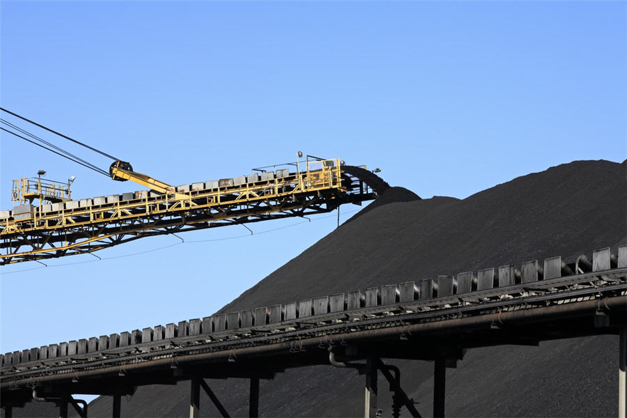 China boosts coal output, eases Australia ban to bolster energy security