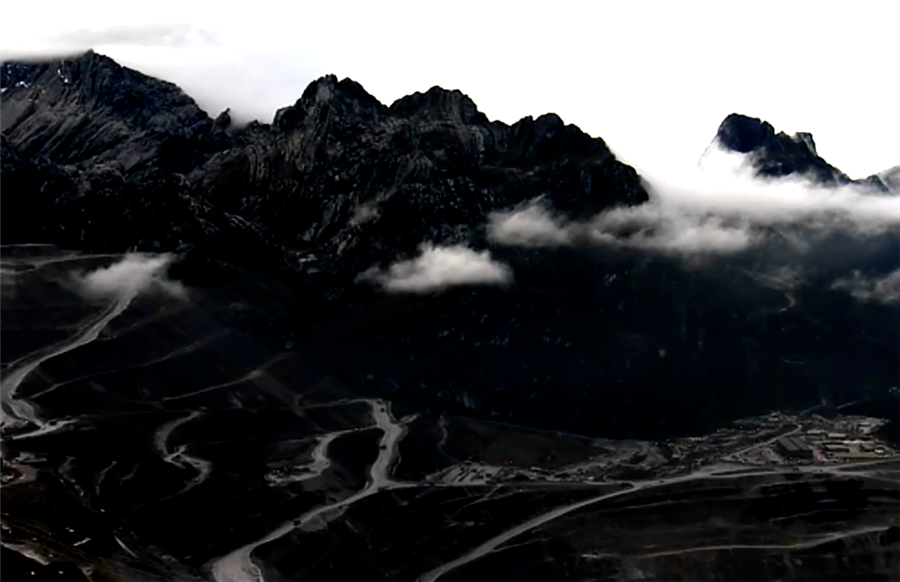 Freeport plans no dividend hikes, M&A for 2 years to focus on Grasberg – CEO