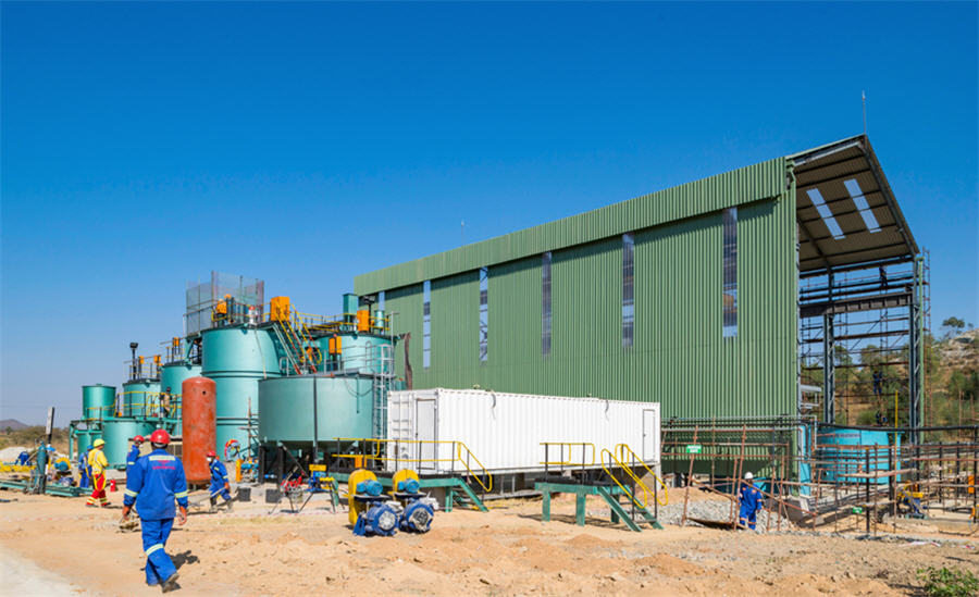 At least nine illegal Zimbabwean miners die after mine collapse