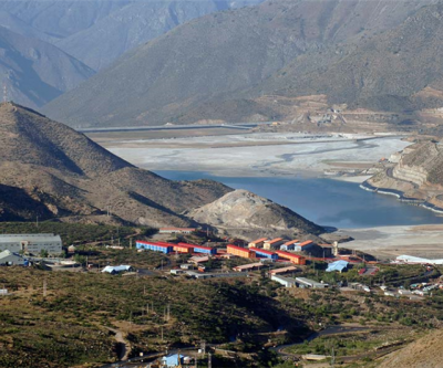 Workers at Antofagasta's Los Pelambres copper mine in Chile accept contract offer