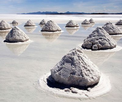 Lithium price plunges to 4-year low