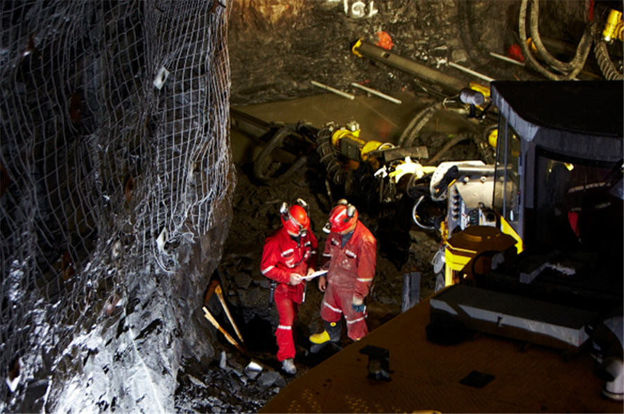 NA Palladium signs development contract with Redpath