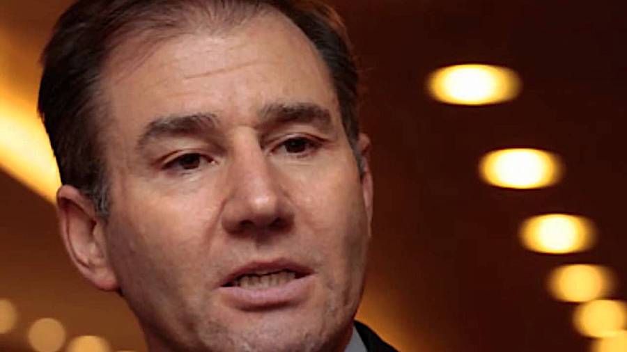 Glencore shakes up management with three top traders to exit