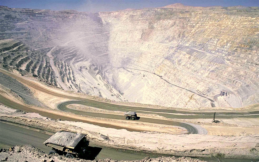 Codelco sweetens offer to avoid strike at Chuquicamata mine