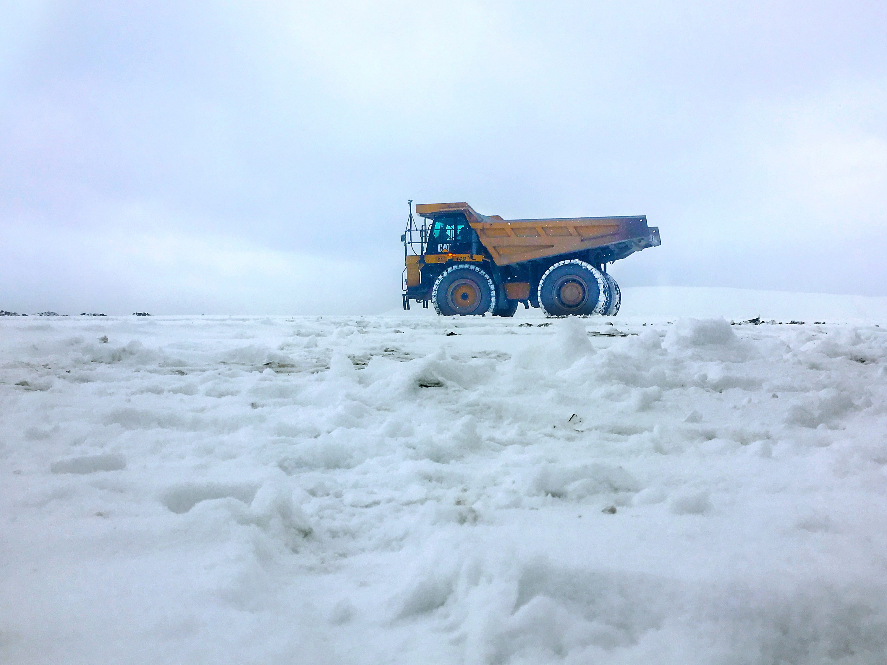 Russia seeks new ways to sell its $20-billion-a-year gold output