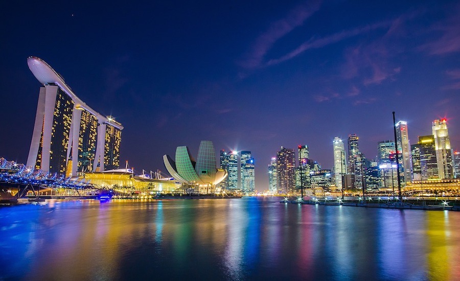 Family who exited De Beers for $5 billion taps Asia’s rich