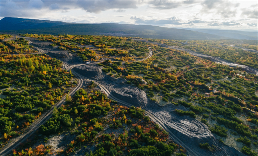 Polyus to boost gold output as global production slips