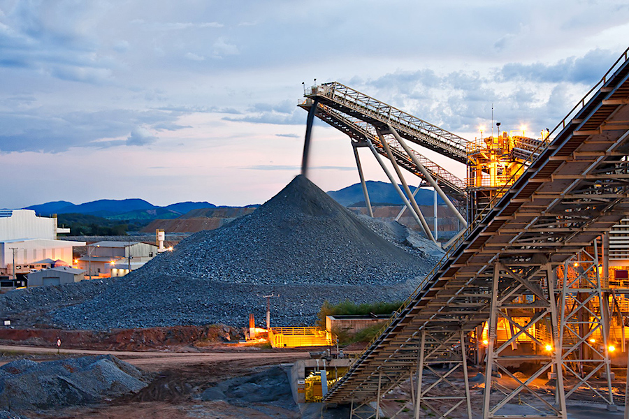 Lundin Mining grabs Brazilian mine from Yamana in $1B deal